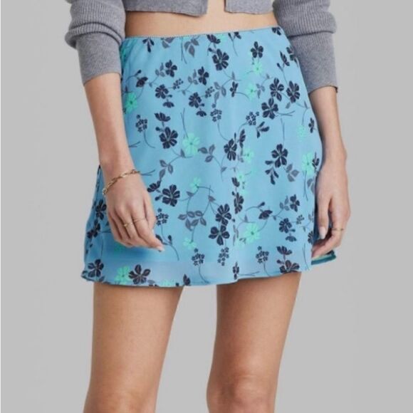 Wild Fable Women's Chiffon Slip Mini Skirt - Wild Fable Blue Floral NWT M XL XXL - Picture 1 of 7